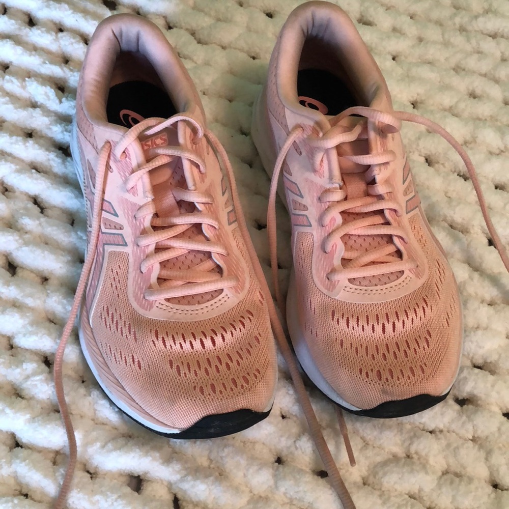 pink asics running shoes